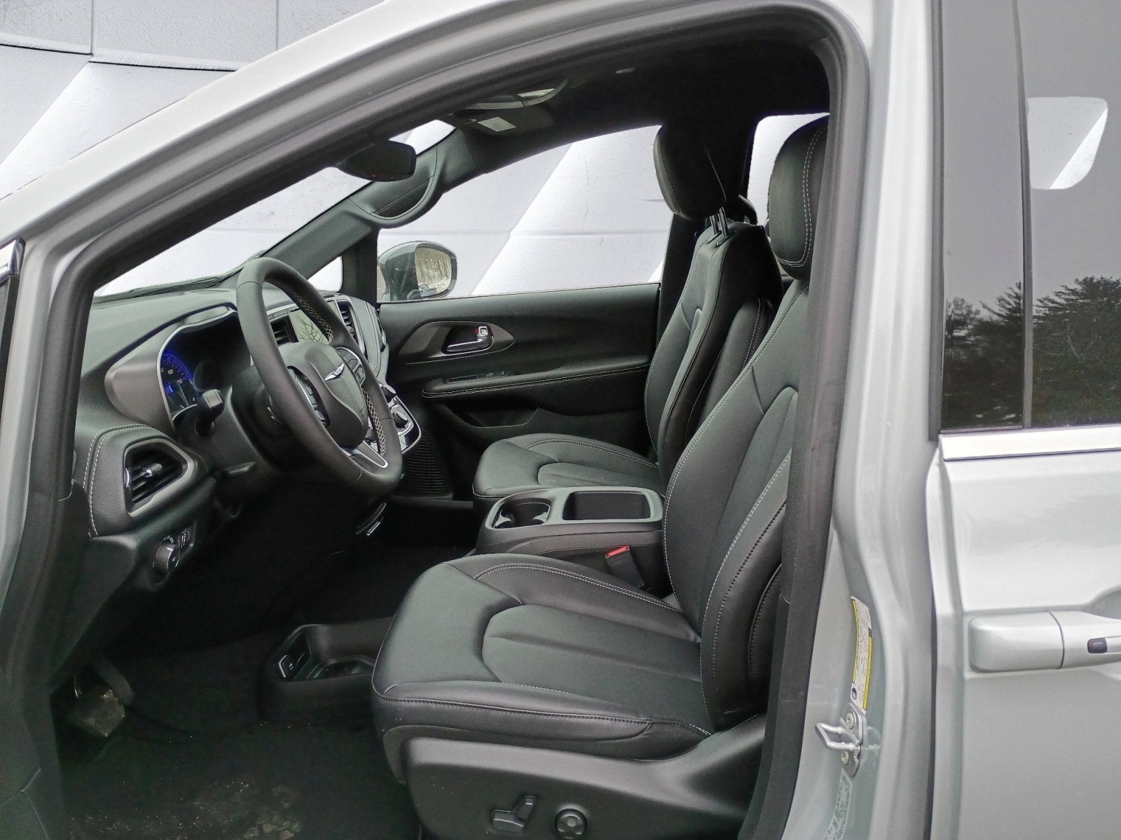 2026 Chrysler Pacifica Select AWD