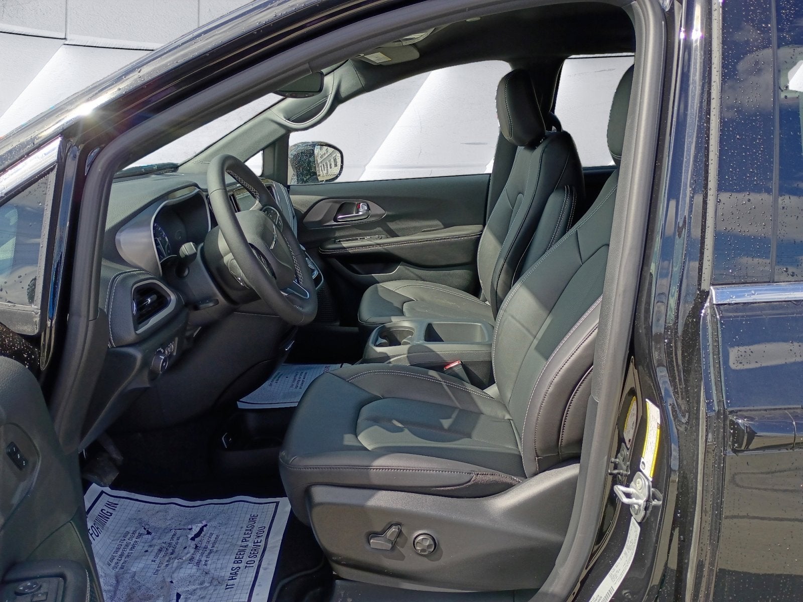 2026 Chrysler Pacifica Select AWD