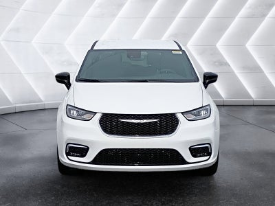 2026 Chrysler Pacifica Select AWD