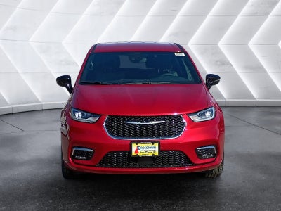 2026 Chrysler Pacifica Select AWD