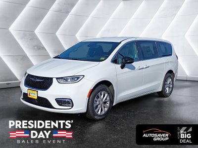 2026 Chrysler Pacifica Select AWD