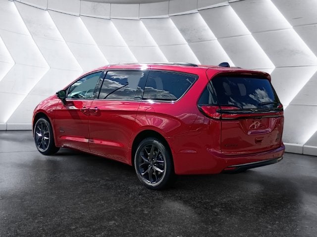 2027 Chrysler Pacifica Select AWD