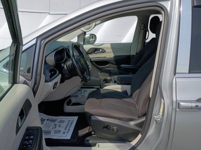 2021 Chrysler Pacifica Touring