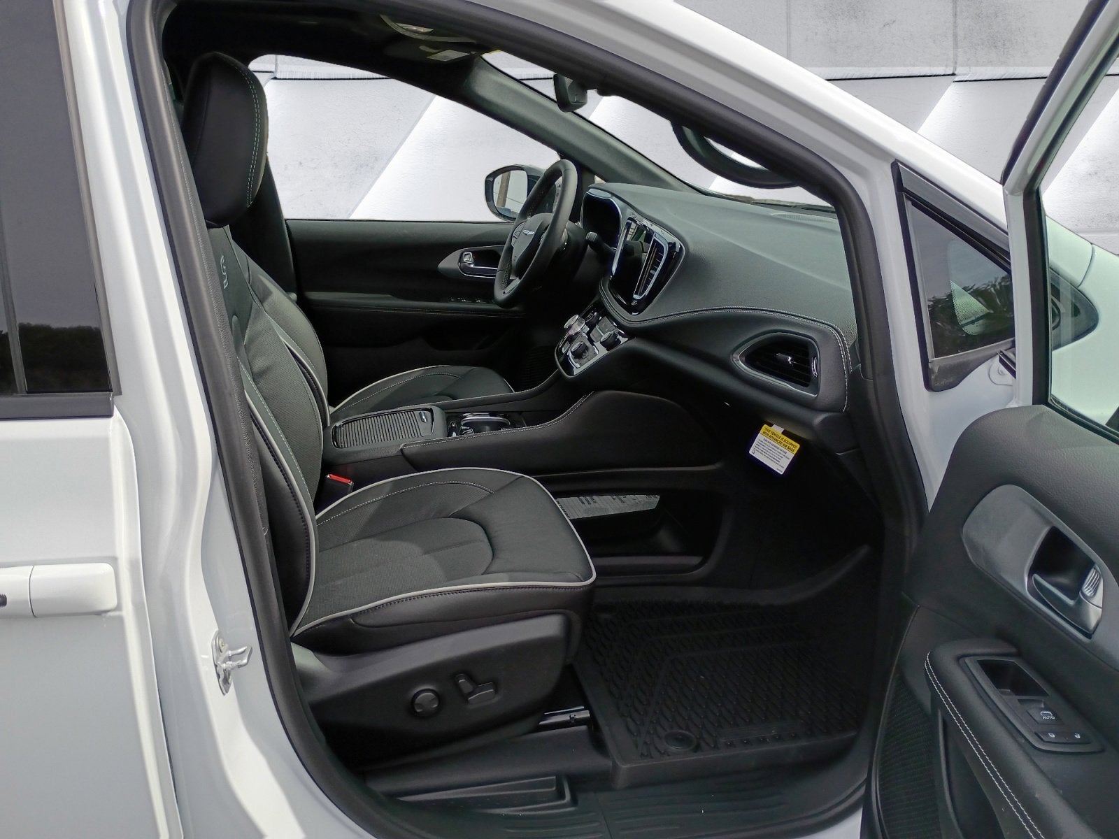 2026 Chrysler Pacifica Limited AWD