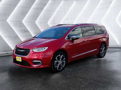 2025 Chrysler Pacifica Pinnacle