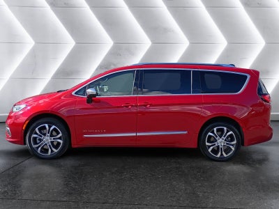 2025 Chrysler Pacifica Pinnacle