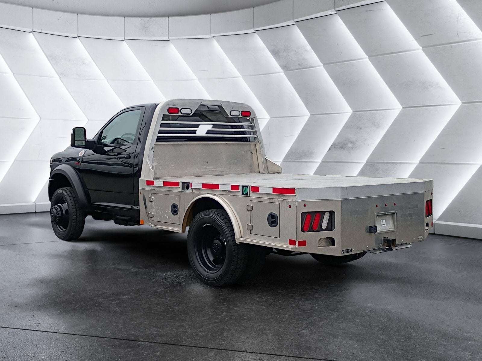 2026 RAM 5500HD Tradesman PJ TRUCK BED SKIRTED BODY
