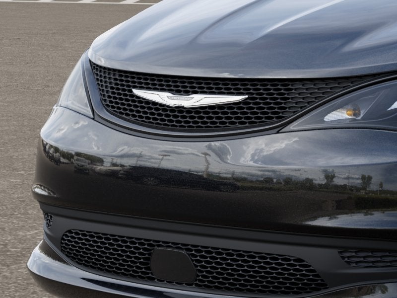 2027 Chrysler Pacifica LX