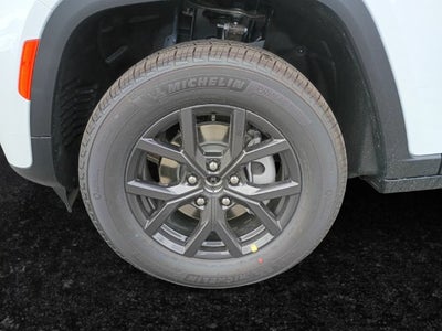 2027 Jeep Grand Cherokee Laredo Altitude