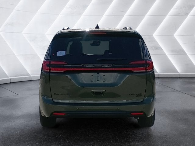 2027 Chrysler Pacifica Limited